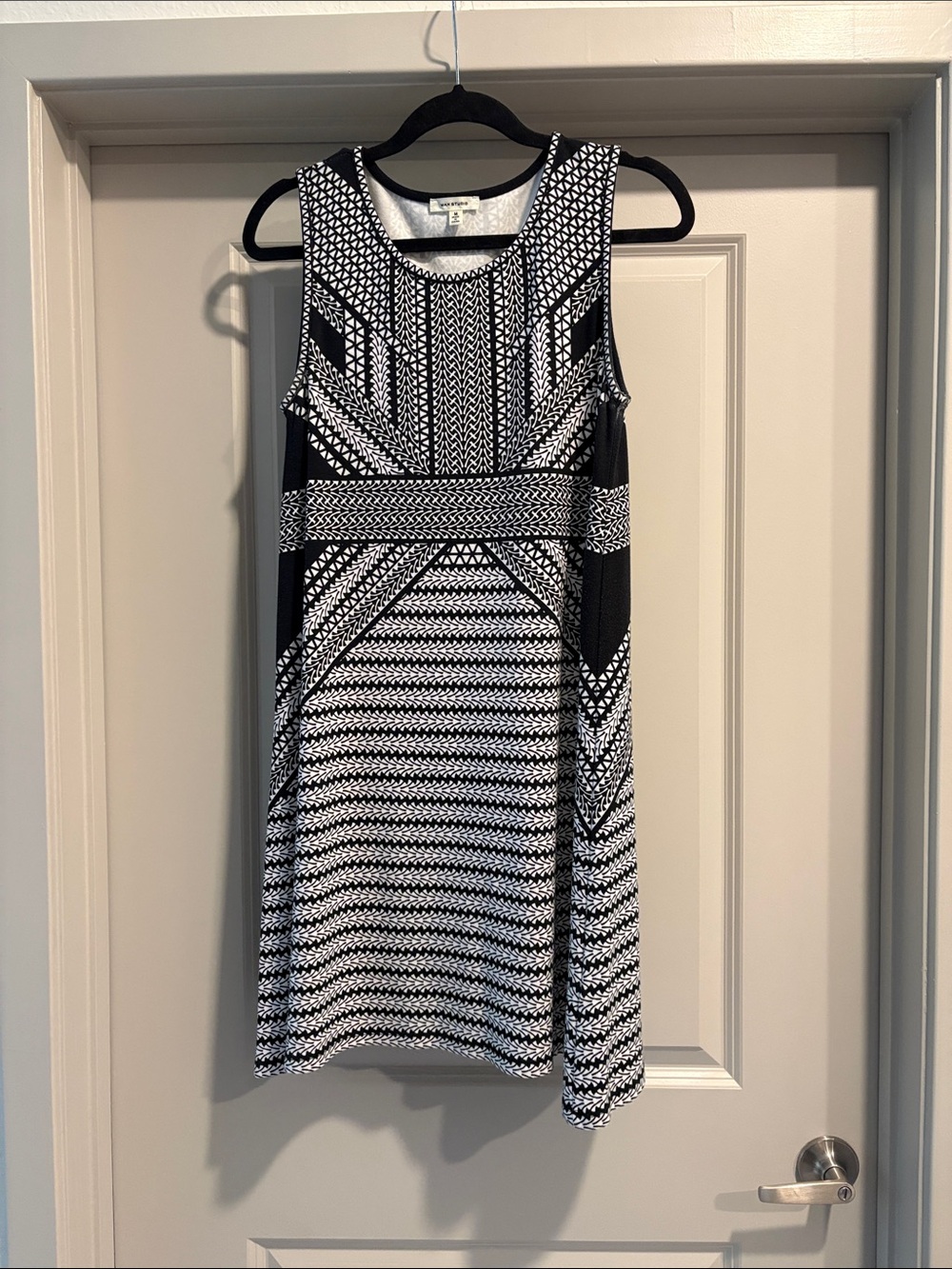 Max Studio Black and White Geometric Dress